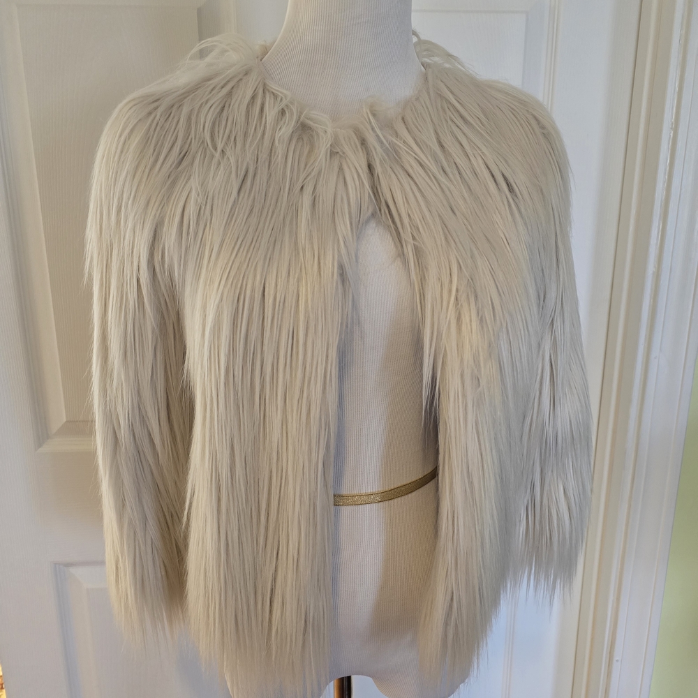 Elie Tahari Cream Teddy Jacket, NEW w Tag (Size XS)